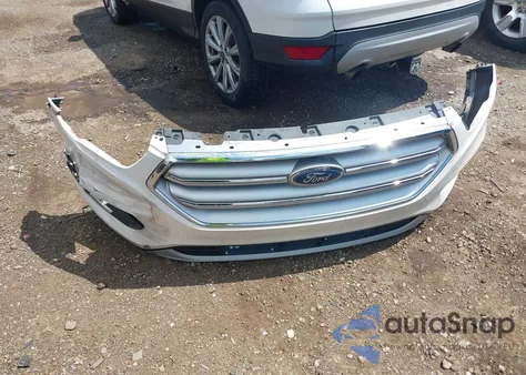 2017 Ford Escape Titanium из США, поврежденный, VIN 1FMCU0JD2HUC46602